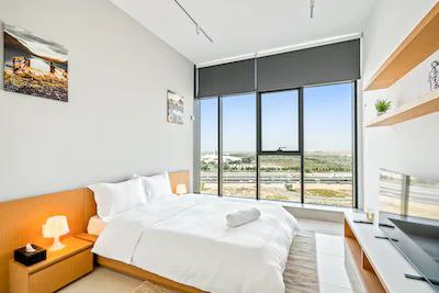 photo_5850693374070343932_x