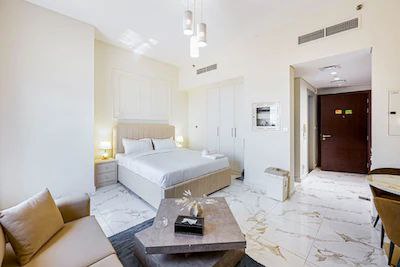 photo_5850693374070343937_x