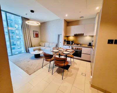 Modern | Fully Furnished | Higher Floor