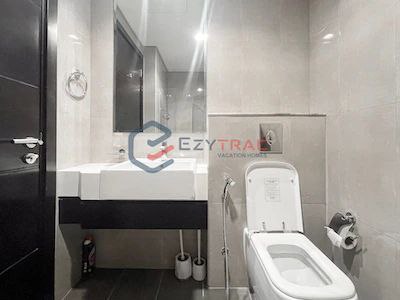 Studio Available in Merano Tower Dubai For Daily Rentals