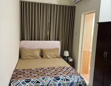 photo_5850693374070344219_x