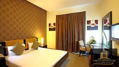 photo_5850693374070344224_x