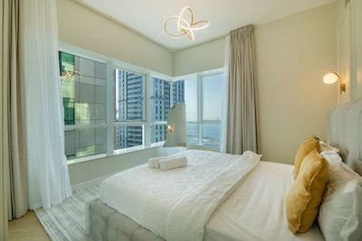 3 bed with palm view high floor all bills included