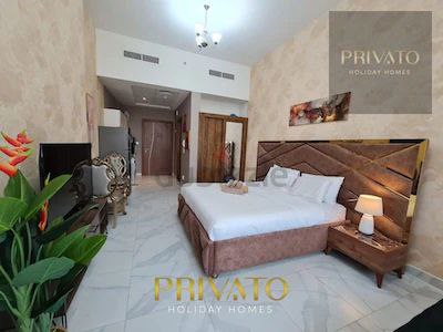 Cosy Studio and balcony Garden overlooking of Burj Khalifa