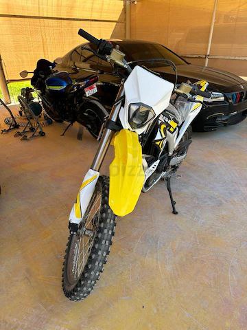 أبوظبي مدينت الرياض