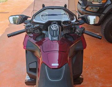 photo_5857133823559582437_x