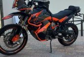السعر قابل للتفاوض Ktm 890 r model2021