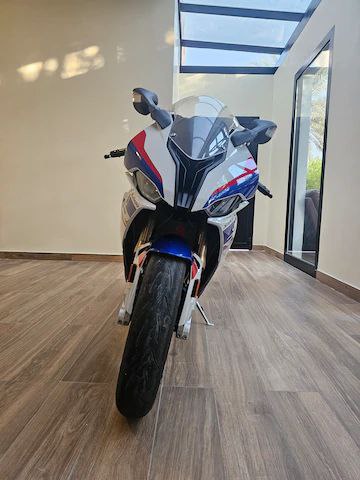BMW S1000RR M Package GCC (Stock)