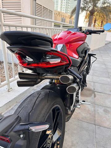 MV Agusta Brutale 1000