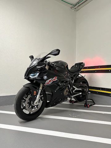 2022 BMW S1000RR