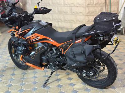 KTM 890 S 2022
