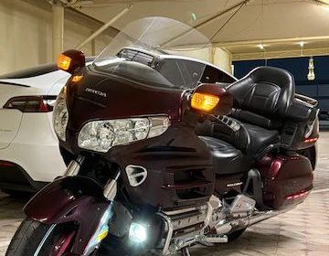 photo_5857133823559582581_x