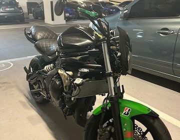 photo_5857133823559582608_x