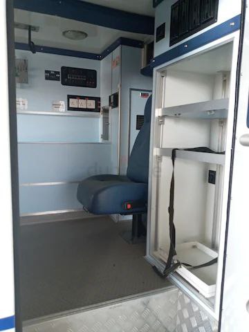 GMC 3500 HD Ambulance 10,000 km