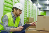 Freight forwarding service in Al Hamriyah Free Zone